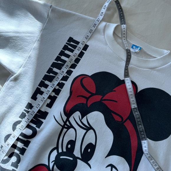 Vintage Disney Minnie Mouse Crew Neck Sweatshirt Valentine’s Day - Picture 9 of 10